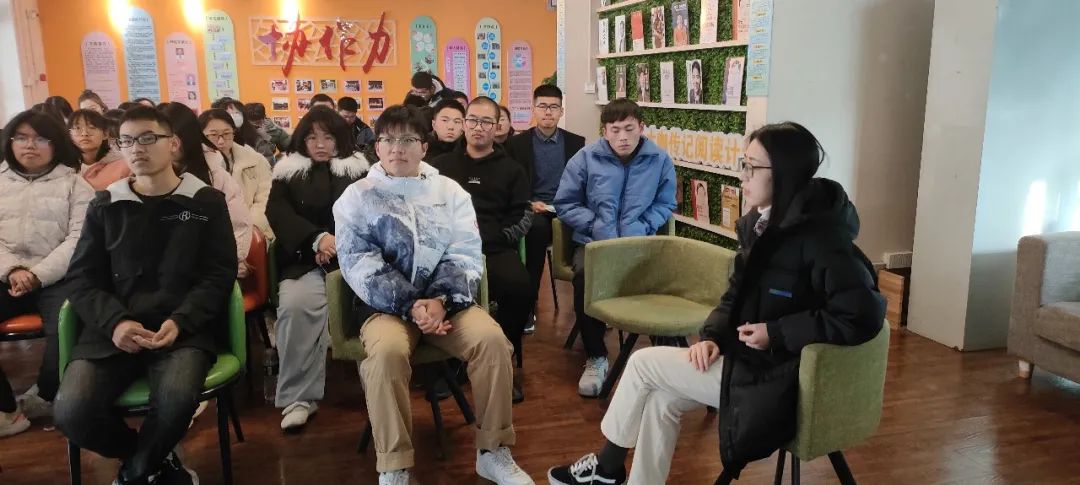 “思想的天空”教师跨界对谈之第一期:哲学与诗