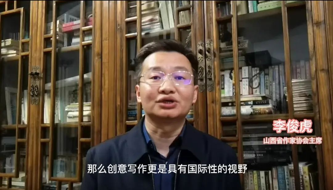 首届“乌马河·中国大学生中文创意书评大赛”颁奖典礼圆满落幕